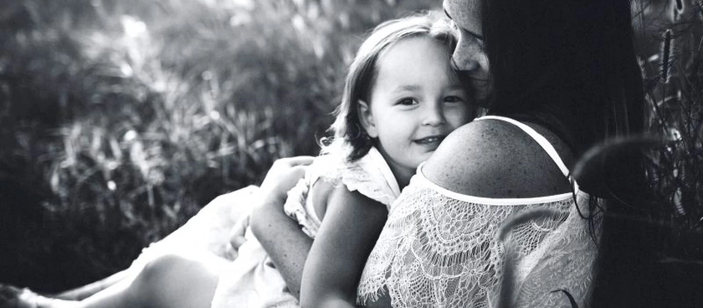 Γιατί δεν πρέπει να είστε «κολλητοί» φίλοι με τα παιδιά σας;